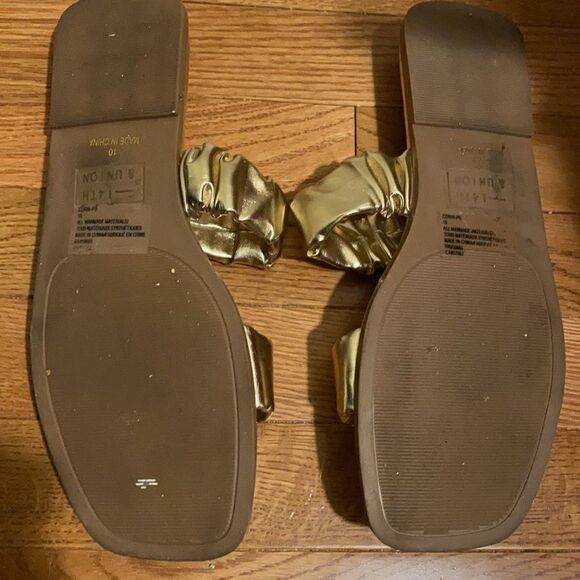 14th and Union Size 10 Sandals - Picture 4 of 6
